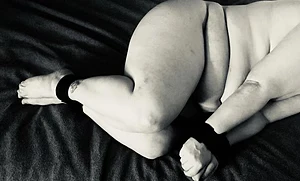 Is this how you want mommy? Complete submissive.