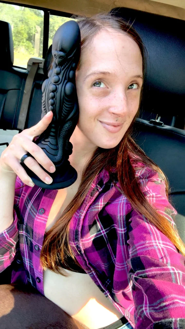 I have a new toy and need video ideas for my only fans .