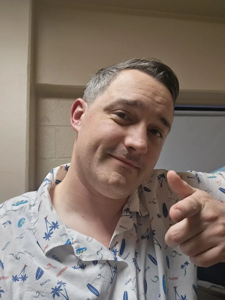 Do you crave corny affirmations, silly anecdotes, and occasional baseball metaphors? Boy howdy have I got he Dad for you!