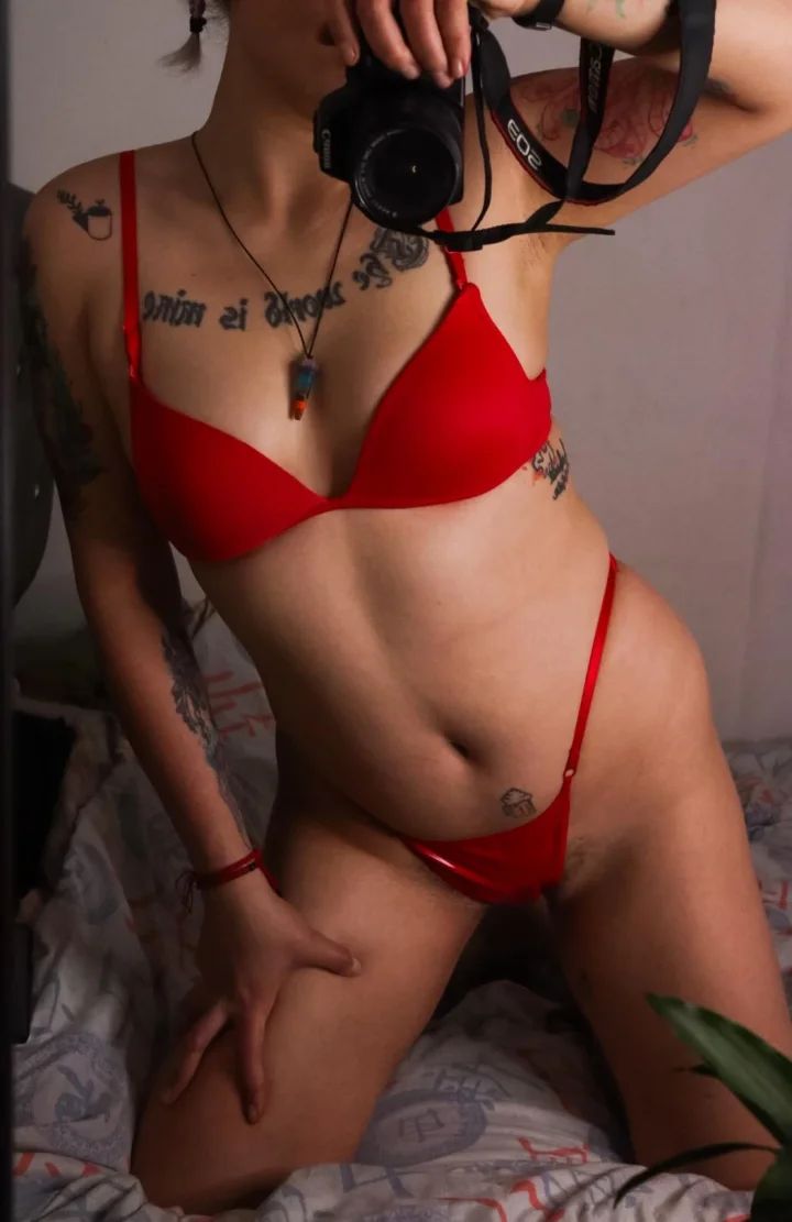 Hello ❤️‍🔥 follow my of to see more 😍