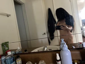 Hot MILF.. geeky .. country .. genx needs fans boys