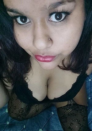 Would you like to have all this in your bed? Do you like it, daddy? 🥵