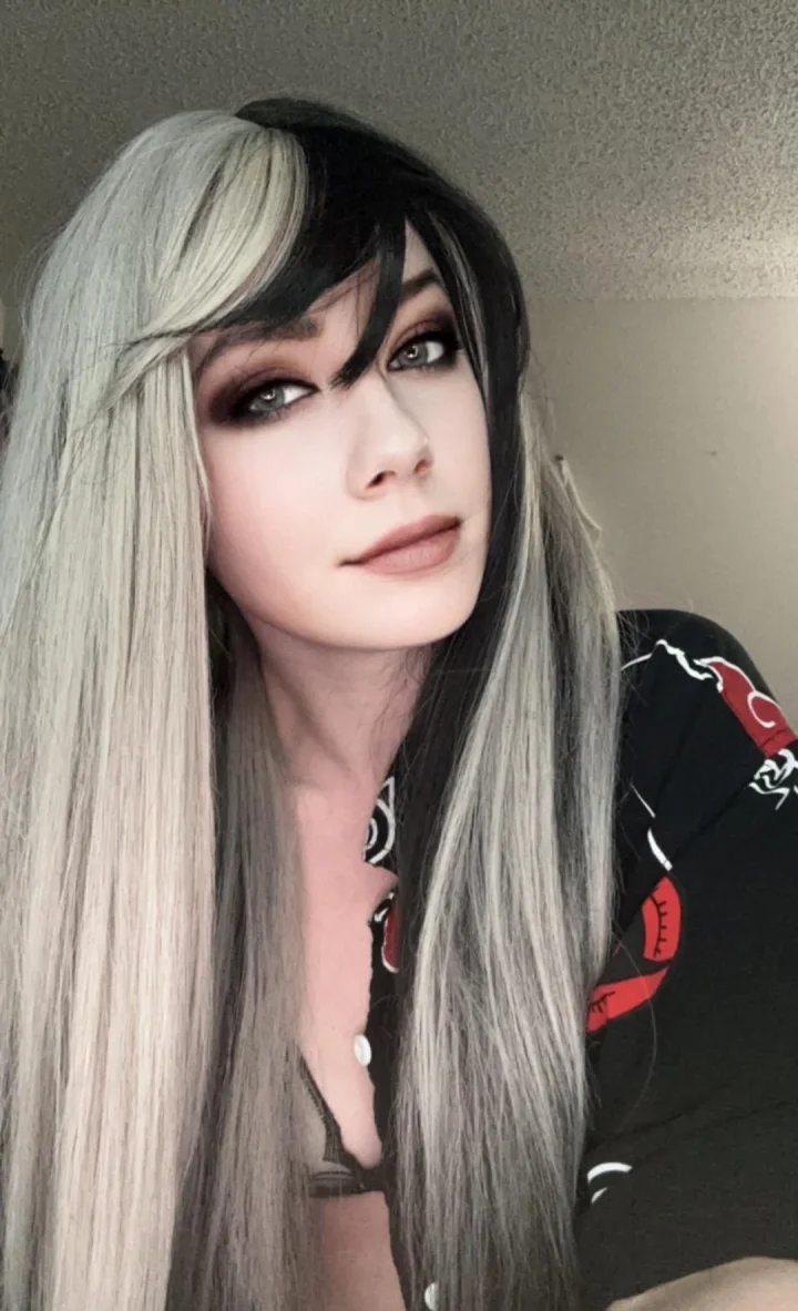 Partially unbuttoned picture of Lexi Lush