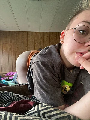 Cum here baby! 😘