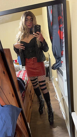 Would your wife like a picture of you worshipping my heels