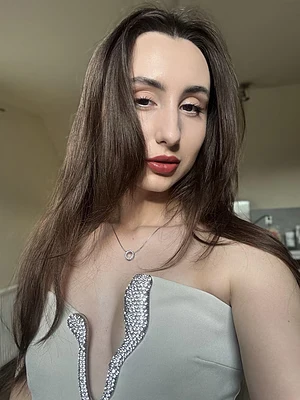 One pic, and suddenly I’m your top choice