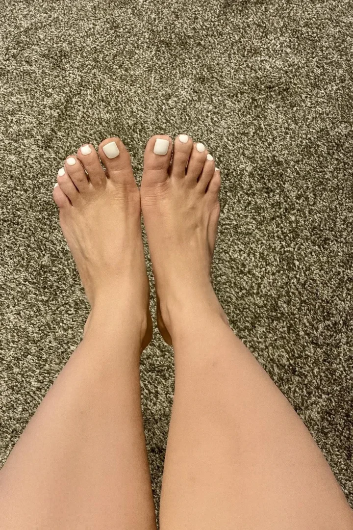 White toes for you boys