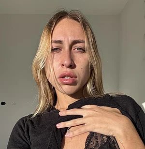 Emma 🦋's pic #9