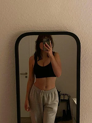 wanna be my gym buddy?
