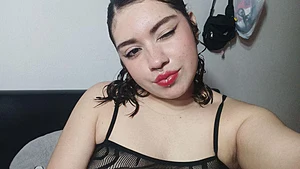 Do you want to cum on this pretty face? 😊
