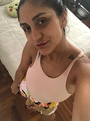 She might have your routine… but I have your attention.