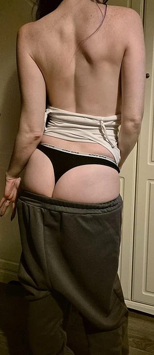 Come get naughty with a hot n horny wife
