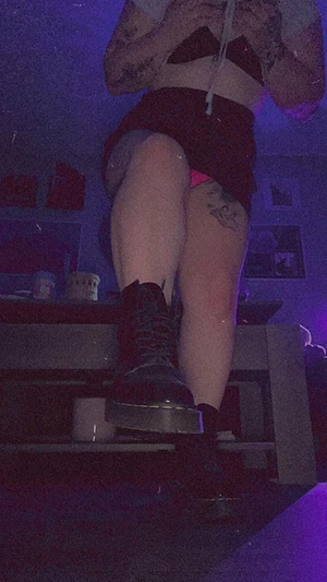 Who wants to be stepped on 😈