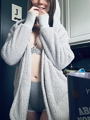 Faye's pic #3