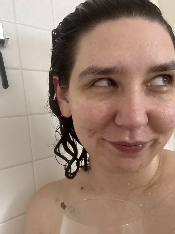 Cum watch me shower?
