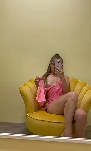 ellie_angel4