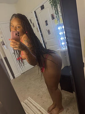 QUEEN F👑's pic #2