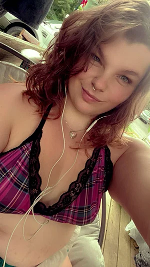 I'm back, lovelies. And with new piercings. Come on over and see where they are.