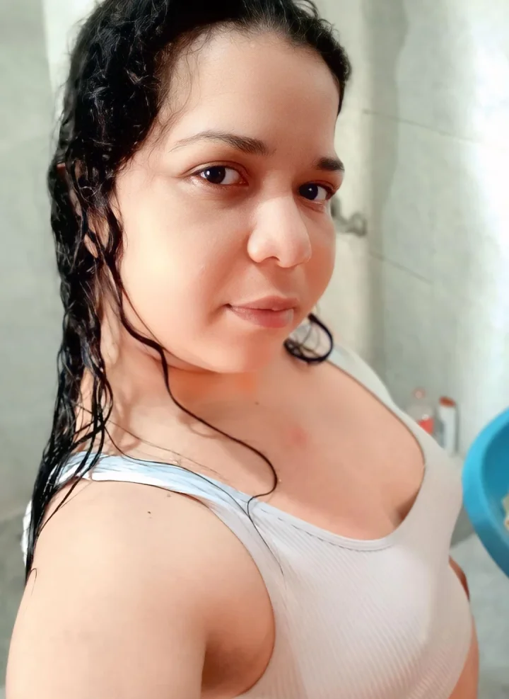 Thick eyebrows picture of Chiquis small