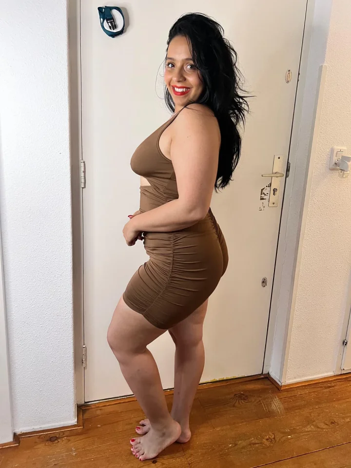 My beauty isn’t just eye candy—it’s a full-course meal, and you’re starving for a taste.