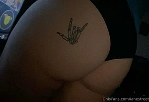 Cum play. 
