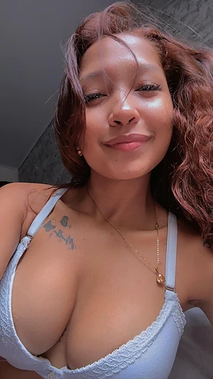 My stupid boyfriend left me but I am still smiling