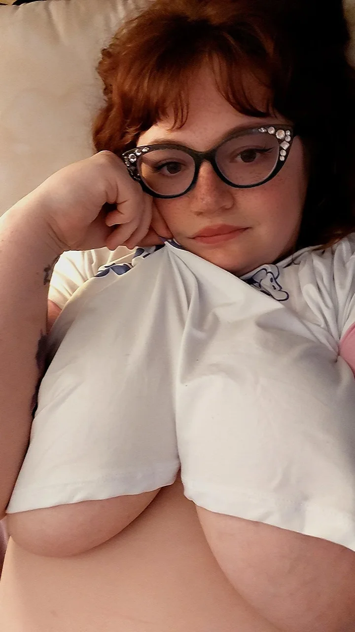 Wanna cum keep me warm?