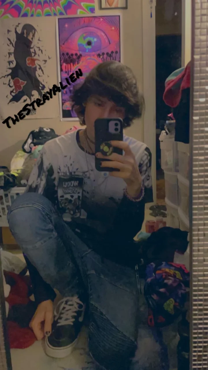 English text picture of 🛸Sassy Johnny🛸 (Top 18% - Hard Candy 🍭)