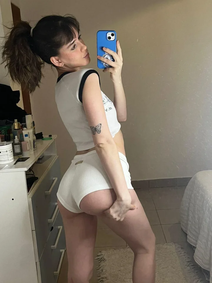 Kneepits picture of Gretta