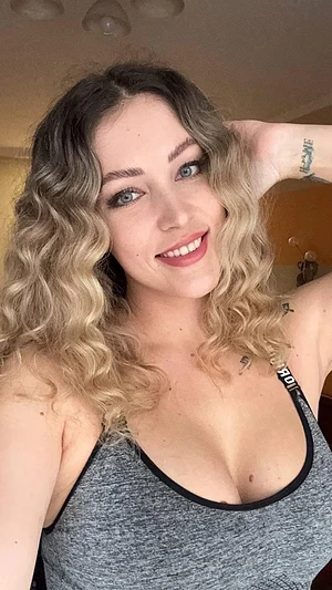 Ruth 🍒's pic #1