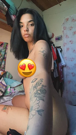 Let Me Model Nude For You😘🥴👀! Sub to my FREE OF for this video😏🥰!