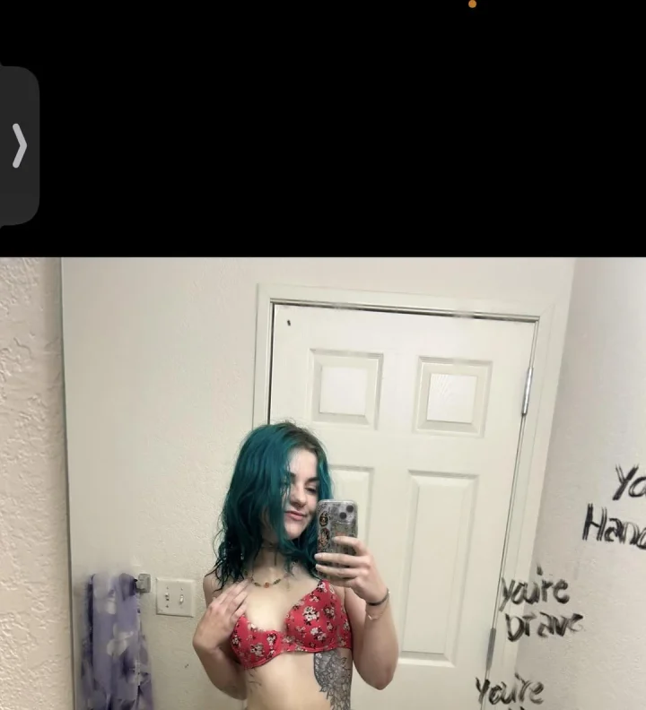 I have a pretty pair for you 22f no ppv