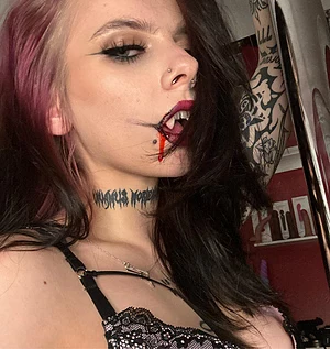 𝒢𝑜𝒹𝒹𝑒𝓈𝓈 𝑀💋𝐹𝑅𝐸𝐸's pic #4