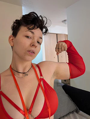 Confident in my skin, soft in my power. Come closer… there’s beauty in the bold.