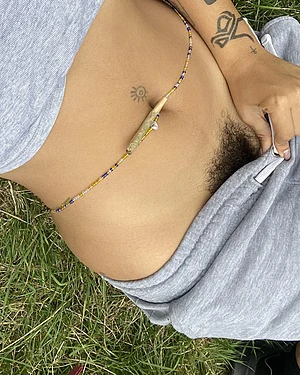 I get horny when I’m stoned - who else?🙈🍃