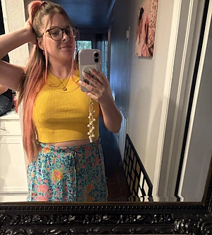 Cum watch me while I cum