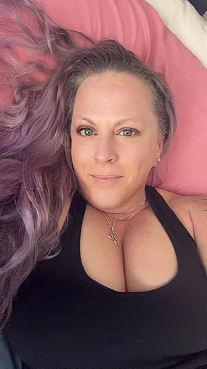 Good morning loves. Have a wonderful day!