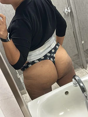 It’s thong Thursday. Do you like my choice for today.. If you do, cum watch it come off…