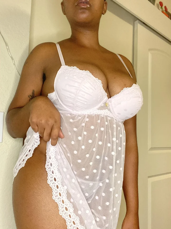 Ebony picture of Goddess Naomi💫