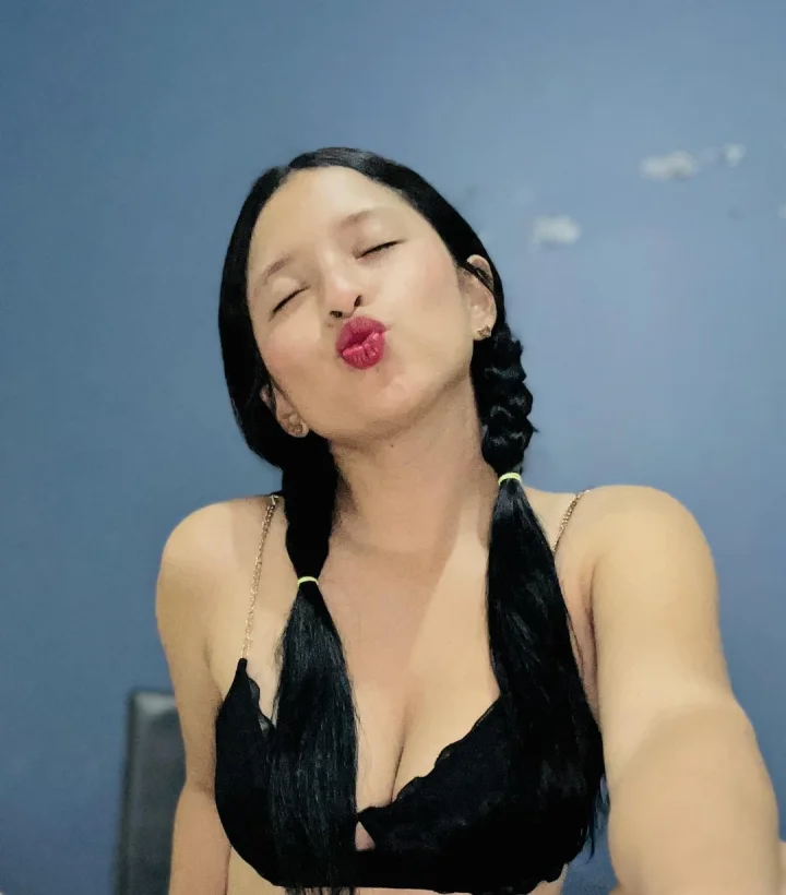 💋