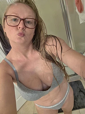 42 Milf with perfect 34DDs
