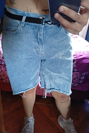 My baggy pants are very cool to conquer someone 