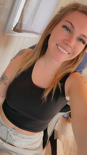 This milf likes to get off multiple times a day