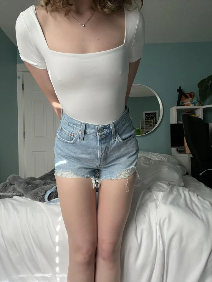 hi :3