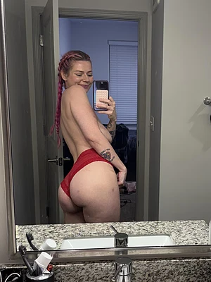 MILF for dinner?
