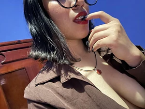Do you want to see more? You know where 😘😉