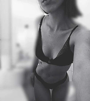 Come play with me.. ;*