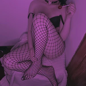 My little feet in fishnets