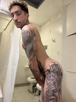 I like to show my body