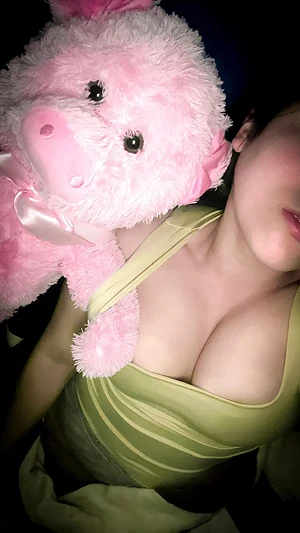 Miss Kitty's pic #2